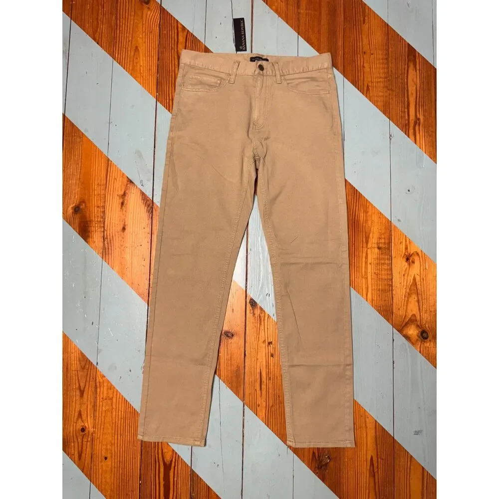 NWT Banana Republic Slim Fit Khaki Pants Men's 32x32 Beige Stretch Casual Chinos